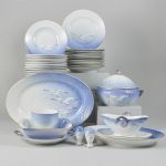 642899 Dinner set